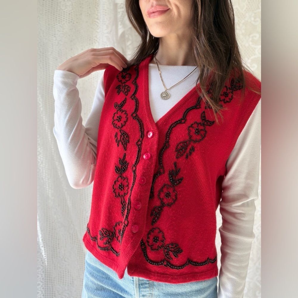 Vintage Red Beaded Floral Sweater Vest 90s Alfred Dunner Cottagecore